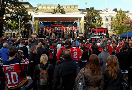 HELSINKI, FINLAND - OCTOBER 01:  The players of The Chicago Blackhawks and The Florida Panthers are introduced to the crowd during the 2009 Compuware/NHL Premiere Fan Rally at Esplanade Park on October 1, 2009 in Helsinki, Finland. The Compuware/NHL Premiere Helsinki series will be the first regular-season NHL games ever played in Finland. The Blackhawks and Panthers will face off Friday, Oct. 2, and Saturday, Oct. 3, in Helsinki, Finland at Hartwall Areena.  <br /><br /><span class="help">(Photo by Richard Heathcote/Getty Images for the NHL)</span>