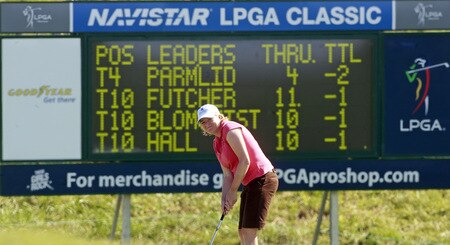 PRATTVILLE, AL - OCTOBER 1:  Mhairi McKay of Scotland putts ont he ninth green during first round play in the Navistar LPGA Classic at the Robert Trent Jones Golf Trail at Capitol Hill on October 1, 2009 in  Prattville, Alabama.  <br /><br /><span class="help">(Photo by Dave Martin/Getty Images)</span>