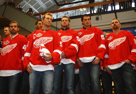 STOCKHOLM, SWEDEN - OCTOBER 01:  Nicklas Lidstrom (2nd L) of Detroit Red Wings and his team-mates look on during the 2009 Compuware/NHL Premier Fan Rally for Detroit Red Wings and St. Loius Blues at Stockholm Central Station on October 1, 2009 in Stockholm, Sweden.  <br /><br /><span class="help">(Photo by Paul Gilham/NHLI via Getty Images)</span>