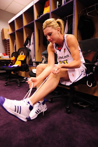 PHOENIX - OCTOBER 1: Penny Taylor #13 of the Phoenix Mercury gets ready to play the Indiana Fever in Game Two of the WNBA Finals on October 1, 2009 at U.S. Airways Center in Phoenix, Arizona. <br /><br /><span class="help">(Photo by Barry Gossage/NBAE via Getty Images)</span>