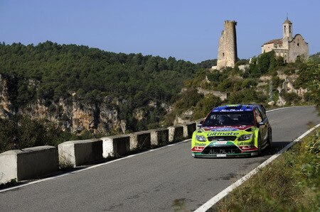 SALOU, SPAIN - OCTOBER 02:  Jari Matti Latvala of Finland and Mikka Anttila of Finland compete in their BP Abu Dhabi Ford Focus during Leg 1 of the WRC rally de Espana on October 02  in Salou, Spain  <br /><br /><span class="help">(Photo by Massimo Bettiol/Getty Images)</span>