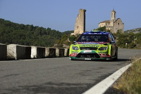 SALOU, SPAIN - OCTOBER 02:  Mikko Hirvonen of Finland and Jarmo Lehtinen of Finland compete in their BP Abu Dhabi Ford Focus during Leg 1 of the WRC Rally de Espana on October 02  in Salou, Spain  <br /><br /><span class="help">(Photo by Massimo Bettiol/Getty Images)</span>