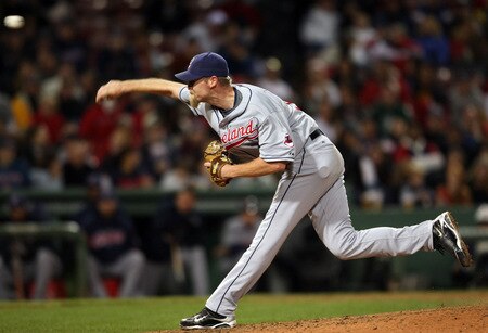 BOSTON - OCTOBER 02:  Kerry Wood #34 of the Cleveland Indians delivers a pitch in the eighth inning against the Boston Red Sox on October 2, 2009 at Fenway Park in Boston, Massachusetts. The Red Sox defeated the Indians 6-2.  <br /><br /><span class="help">(Photo by Elsa/Getty Images)</span>