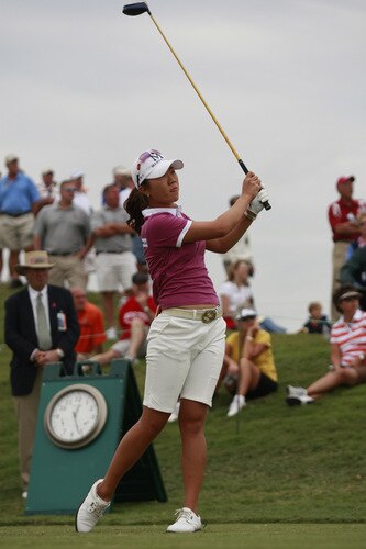 PRATTVILLE, AL - OCTOBER 4:  Ji Young Oh of South Korea hits her drive on the first hole during final round play in the Navistar LPGA Classic at the Robert Trent Jones Golf Trail at Capitol Hill on October 4, 2009 in  Prattville, Alabama.  <br /><br /><span class="help">(Photo by Dave Martin/Getty Images)</span>