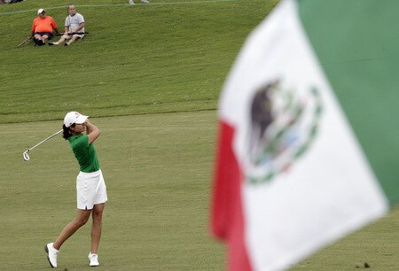 PRATTVILLE, AL - OCTOBER 4:  Lorena Ochoa of Mexico hits to the first green during final round play in the Navistar LPGA Classic at the Robert Trent Jones Golf Trail at Capitol Hill on October 4, 2009 in  Prattville, Alabama.  <br /><br /><span class="help">(Photo by Dave Martin/Getty Images)</span>