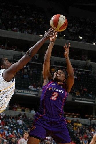 INDIANAPOLIS - OCTOBER 4: Temecka Johnson #2 of the Phoenix Mercury  shoots against Ebony Hoffman #32 of the Indiana Fever in Game Three of the WNBA Finals on October 4, 2009 at Conseco Fieldhouse in Indianapolis, Indiana.  <br /><br /><span class="help">(Photo by David Sherman/NBAE via Getty Images)</span>