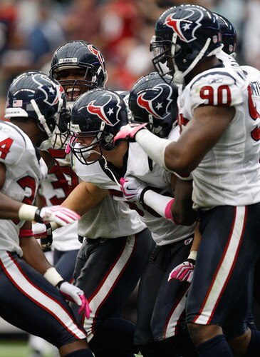 HOUSTON - OCTOBER 04:  Linebacker Brian Cushing #56 of the Houston Texans celebrates a safety against the Oakland Raiders at Reliant Stadium on October 4, 2009 in Houston, Texas.  <br /><br /><span class="help">(Photo by Ronald Martinez/Getty Images)</span>