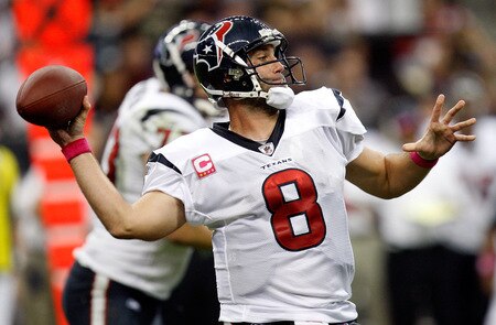 HOUSTON - OCTOBER 04:  Quarterback Matt Schaub #8 of the Houston Texans throws against the Oakland Raiders at Reliant Stadium on October 4, 2009 in Houston, Texas.  <br /><br /><span class="help">(Photo by Ronald Martinez/Getty Images)</span>
