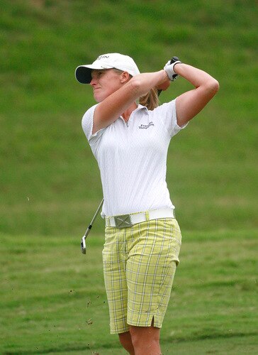 PRATTVILLE, AL - OCTOBER 4: Janice Moodie of Scotland hits to the 12th green during final round play in the Navistar LPGA Classic at the Robert Trent Jones Golf Trail at Capitol Hill on October 4, 2009 in Prattville, Alabama. <br /><br /><span class="help">(Photo by Dave Martin/Getty Images)</span>
