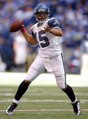 INDIANAPOLIS - OCTOBER 04:  Seneca Wallace of the Seattle Seahawks throws a pass during the NFL game against the Indianapolis Colts at Lucas Oil Stadium on October 4, 2009 in Indianapolis, Indiana.  <br /><br /><span class="help">(Photo by Andy Lyons/Getty Images)</span>