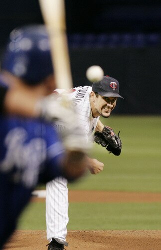 MINNEAPOLIS, MN - OCTOBER 4: Pitcher Carl Pavano #48 of the Minnesota Twins throws against the Kansas City Royals during their last game at Hubert H. Humphrey Metrodome on October 4, 2009 in Minneapolis, Minnesota. <br /><br /><span class="help">(Photo by Genevieve Ross/Getty Images)</span>