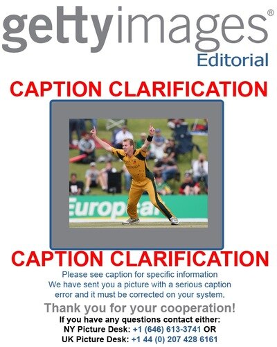 EDITOR'S NOTE THIS IMAGE IS BY      Hamish Blair/Getty Images     not    Duif du Toit/Gallo Images/Getty ImagesWe apologise for any inconvenience. A  corrected verion has been sent.CENTURION, SOUTH AFRICA - OCTOBER 05:  Brett Lee of Australia appeals unsuccessfully against Brendon McCullum of New Zealand during the ICC Champions Trophy Final between Australia and New Zealand played at Supersport Park on October 5, 2009 in Centurion, South Africa.  <br /><br /><span class="help">(Photo by Hamish Blair/Getty Images)</span>