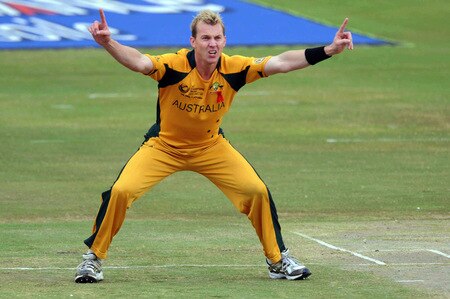 CENTURION, SOUTH AFRICA - OCTOBER 05:   Brett Lee of Australia appeals during the ICC Champions Trophy final match between Australia and New Zealand from SuperSport Park on October 05, 2009 in Centurion, South Africa. <br /><br /><span class="help">(Photo by Lee Warren/Gallo Images/Getty Images)</span>