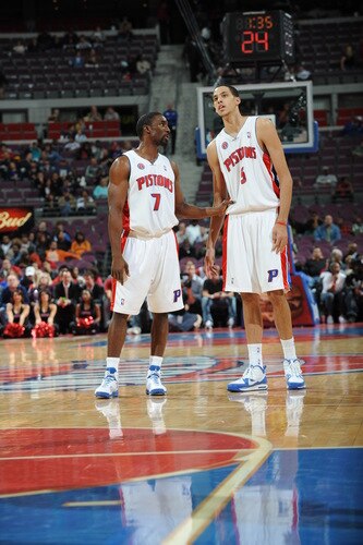 AUBURN HILLS, MI - OCTOBER 5:  Ben Gordon #7 and Jonas Jerebko #33 of the Detroit Pistons talk during a game against the Miami Heat in a preseason game at the Palace of Auburn Hills on October 5, 2009 in Auburn Hills, Michigan.  <br /><br /><span class="help">(Photo by D. Lippitt/Einstein/NBAE via Getty Images)</span>