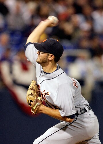 MINNEAPOLIS - OCTOBER 06:  Starting pitcher Rick Porcello #48 of the Detroit Tigers pitches during the American League Tiebreaker game against  the Minnesota Twins on October 6, 2009 at Hubert H. Humphrey Metrodome in Minneapolis, Minnesota.  <br /><br /><span class="help">(Photo by Jamie Squire/Getty Images)</span>