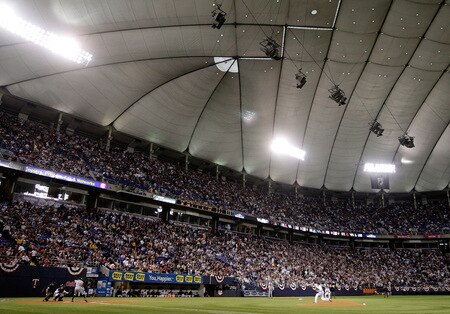 MINNEAPOLIS - OCTOBER 06:  Starting pitcher Scott Baker #30 of the Minnesota Twins throws the first pitch during the American League Tiebreaker game between the Detroit Tigers and the Minnesota Twins on October 6, 2009 at Hubert H. Humphrey Metrodome in Minneapolis, Minnesota.  <br /><br /><span class="help">(Photo by Jamie Squire/Getty Images)</span>