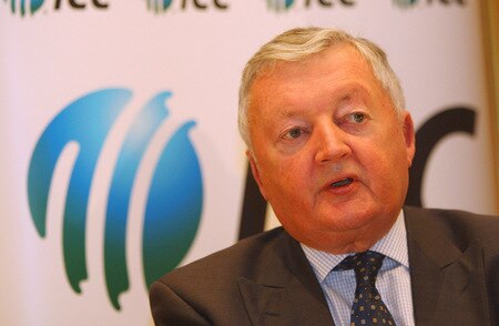 JOHANNESBURG, SOUTH AFRICA - OCTOBER 07:  ICC President David Morgan talks to the press during the ICC Press Conference at  the Michaelangelo Hotel on October 7, 2009 in Johannesburg, South Africa.  <br /><br /><span class="help">(Photo by Tom Shaw/Getty Images)</span>