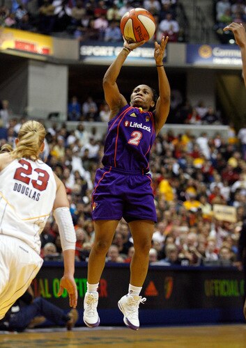 INDIANAPOLIS - OCTOBER 07:  Temeka Johnson #2 of the Phoenix Mercury shoots the ball during the WNBA Finals game 4 against the Indiana Fever at Conseco Fieldhouse on October 7, 2009 in Indianapolis, Indiana.   <br /><br /><span class="help">(Photo by Andy Lyons/Getty Images)</span>