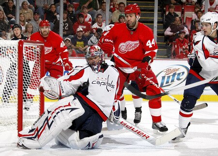 DETROIT - OCTOBER 10: Jose Theodore #60 of the Washington Capitals makes a second period save in front of Todd Bertuzzi #44 of the Detroit Red Wings on October 10, 2009 at Joe Louis Arena in Detroit, Michigan. <br /><br /><span class="help">(Photo by Gregory Shamus/Getty Images)</span>