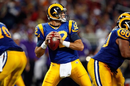 ST. LOUIS - OCTOBER 11:  Quarterback Kyle Boller #12 of the St. Louis Rams drops back to pass against the Minnesota Vikings at Edward Jones Dome on October 11, 2009 in St. Louis, Missouri.  <br /><br /><span class="help">(Photo by Ronald Martinez/Getty Images)</span>