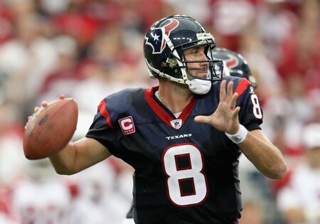 GLENDALE, AZ - OCTOBER 11: Quarterback Matt Schaub #8 of the Houston Texans drops back to pass during the NFL game against the Arizona Cardinals at the Universtity of Phoenix Stadium on October 11, 2009 in Glendale, Arizona. <br /><br /><span class="help">(Photo by Christian Petersen/Getty Images)</span>