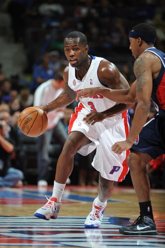 AUBURN HILLS, MI - OCTOBER 11:  Rodney Stuckey #3 of the Detroit Pistons drives around Jeff Teague #0 of the Atlanta Hawks in a preseason game at the Palace of Auburn Hills on October 11, 2009 in Auburn Hills, Michigan.  <br /><br /><span class="help">(Photo by D. Lippitt/Einstein/NBAE via Getty Images)</span>