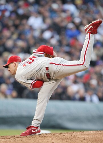 DENVER - OCTOBER 11:  Cliff Lee #34 of the Philadelphia Phillies pitches against the Colorado Rockies in Game Four of the NLDS during the 2009 MLB Playoffs at Coors Field on October 12, 2009 in Denver, Colorado. <br /><br /><span class="help">(Photo by Jed Jacobsohn/Getty Images)</span>