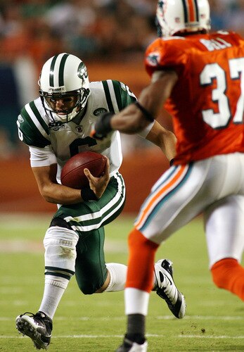MIAMI - OCTOBER 12:  Quarterback Mark Sanchez #6 of the New York Jets scrambles against the Miami Dolphins at Land Shark Stadium on October 12, 2009 in Miami, Florida.  <br /><br /><span class="help">(Photo by Marc Serota/Getty Images)</span>