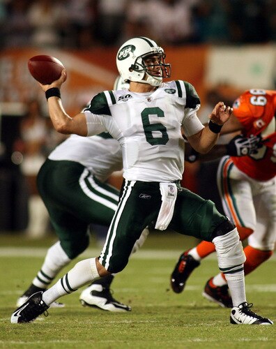 MIAMI - OCTOBER 12:  Quarterback Mark Sanchez #6 of the New York Jets passes against the Miami Dolphins at Land Shark Stadium on October 12, 2009 in Miami, Florida.  <br /><br /><span class="help">(Photo by Marc Serota/Getty Images)</span>