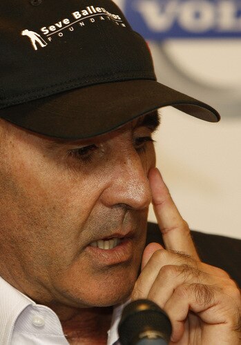MADRID, SPAIN - OCTOBER 14: Seve Ballesteros of Spain talks to media during the press conference of the Volvo World Match Play Championship 2009 presentation at Intercontinental Hotel on October 14, 2009 in Madrid, Spain. Ballesteros, who is recovering from cancer which has left him partially blind in his left eye, is hopeful that he'll be able to take part in the upcoming Volvo World Match Play. <br /><br /><span class="help">(Photo by Angel Martinez/Getty Images)</span>