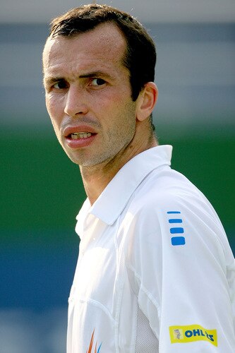SHANGHAI, CHINA - OCTOBER 15:  Radek Stepanek of the Czech Republic plays Stanilas Wawrinka of Switzerland during day five of the 2009 Shanghai ATP Masters 1000 at Qi Zhong Tennis Centre on October 15, 2009 in Shanghai, China.  <br /><br /><span class="help">(Photo by Matthew Stockman/Getty Images)</span>