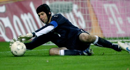 PRAGUE, CZECH REPUBLIC - OCTOBER 14:  Goalkeeper Petr Cech of Czech Republic saves the ball during the FIFA 2010 World Cup Group 3 Qualifier match between Czech Republic and Northern Ireland at the Synot Tip Arena on October 14, 2009 in Prague, Czech Republic.  <br /><br /><span class="help">(Photo by Alexander Hassenstein/Getty Images)</span>