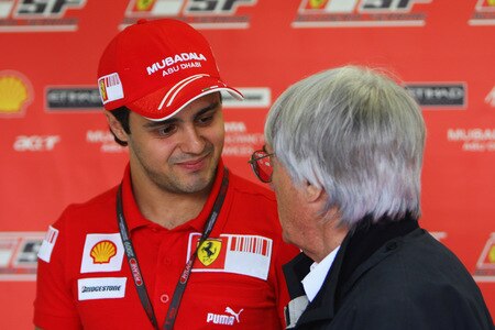 SAO PAULO, BRAZIL - OCTOBER 16:  Felipe Massa of Brazil and Ferrari returns to F1 for the first time since his accident in Hungary and greets F1 supremo Bernie Ecclestone in the paddock before practice for the Brazilian Formula One Grand Prix at the Interlagos Circuit on October 16, 2009 in Sao Paulo, Brazil.  <br /><br /><span class="help">(Photo by Mark Thompson/Getty Images)</span>