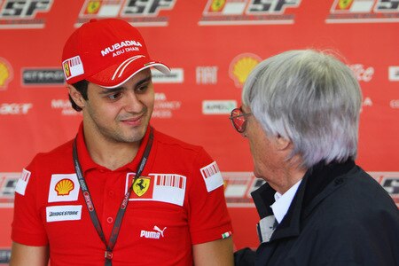 SAO PAULO, BRAZIL - OCTOBER 16:  Felipe Massa of Brazil and Ferrari returns to F1 for the first time since his accident in Hungary and greets F1 supremo Bernie Ecclestone in the paddock before practice for the Brazilian Formula One Grand Prix at the Interlagos Circuit on October 16, 2009 in Sao Paulo, Brazil.  <br /><br /><span class="help">(Photo by Mark Thompson/Getty Images)</span>