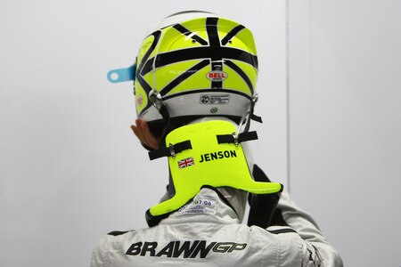 SAO PAULO, BRAZIL - OCTOBER 16:  Jenson Button of Great Britain and Brawn GP prepares to drive during practice for the Brazilian Formula One Grand Prix at the Interlagos Circuit on October 16, 2009 in Sao Paulo, Brazil.  <br /><br /><span class="help">(Photo by Mark Thompson/Getty Images)</span>