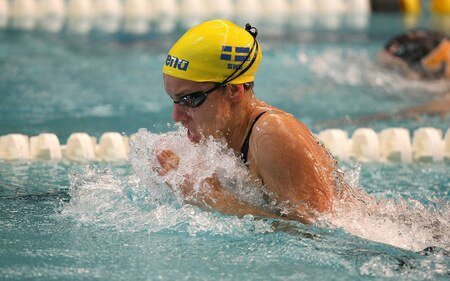 DURBAN, SOUTH AFRICA - OCTOBER 16:  Therese Alshammar of Sweden in action during the heats session on Day 1 of the FINA / Arena Swimming World Cup from the Kings Park Aquatic Center on October 16, 2009 in Durban, South Africa. <br /><br /><span class="help">(Photo by Anesh Debiky/Swim SA /Gallo Images/Getty Images)</span>