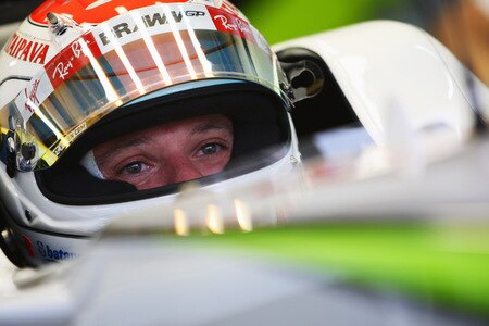 SAO PAULO, BRAZIL - OCTOBER 16:  Rubens Barrichello of Brazil and Brawn GP prepares to drive during practice for the Brazilian Formula One Grand Prix at the Interlagos Circuit on October 16, 2009 in Sao Paulo, Brazil.  <br /><br /><span class="help">(Photo by Mark Thompson/Getty Images)</span>