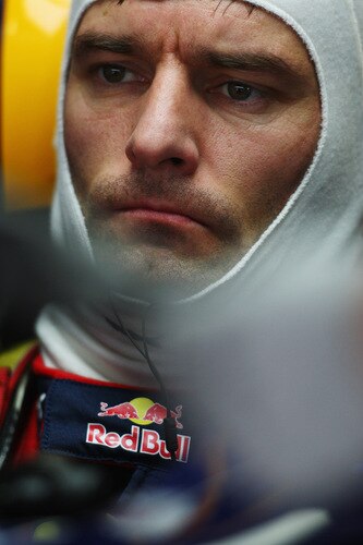 SAO PAULO, BRAZIL - OCTOBER 16:  Mark Webber of Australia and Red Bull Racing prepares to drive during practice for the Brazilian Formula One Grand Prix at the Interlagos Circuit on October 16, 2009 in Sao Paulo, Brazil.  <br /><br /><span class="help">(Photo by Vladimir Rys/Bongarts/Getty Images)</span>