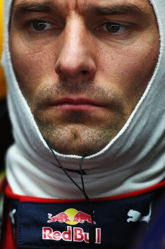 SAO PAULO, BRAZIL - OCTOBER 16:  Mark Webber of Australia and Red Bull Racing prepares to drive during practice for the Brazilian Formula One Grand Prix at the Interlagos Circuit on October 16, 2009 in Sao Paulo, Brazil.  <br /><br /><span class="help">(Photo by Vladimir Rys/Bongarts/Getty Images)</span>