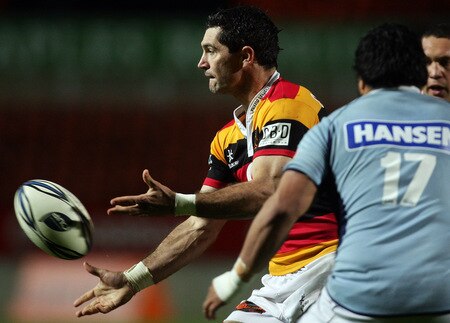 HAMILTON, NEW ZEALAND - OCTOBER 17:  Stephen Donald of Waikato passes the ball out during the Air New Zealand Cup match between Waikato and Northland at Waikato Stadium on October 17, 2009 in Hamilton, New Zealand.  <br /><br /><span class="help">(Photo by Hannah Johnston/Getty Images)</span>