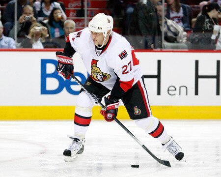 MONTREAL- OCTOBER 17:  Alexei Kovalev #27 of the Ottawa Senators shoots the puck during the NHL game against the Montreal Canadiens on October 17, 2009 at the Bell Centre in Montreal, Quebec, Canada.  <br /><br /><span class="help">(Photo by Richard Wolowicz/Getty Images)</span>