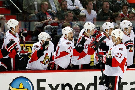 MONTREAL- OCTOBER 17:  Alexei Kovalev #27 of the Ottawa Senators celebrates his third period goal during the NHL game against the Montreal Canadiens on October 17, 2009 at the Bell Centre in Montreal, Quebec, Canada.  The Senators defeated the Canadiens 3-1.  <br /><br /><span class="help">(Photo by Richard Wolowicz/Getty Images)</span>