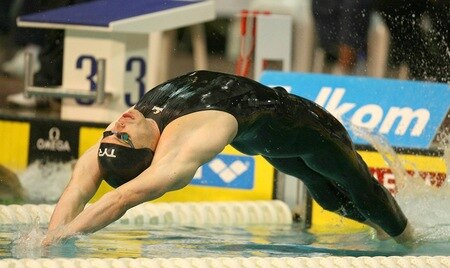 DURBAN, SOUTH AFRICA - OCTOBER 17:   Peter Marshall of the USA on his way to a world record during the finals  session on Day 2 of the  FINA / Arena Swimming World Cup from the Kings Park Aquatic Center on October 16, 2009 in Durban, South Africa.  <br /><br /><span class="help">(Photo by Anesh Debiky / Swim SA /Gallo Images/GettyImages)</span>