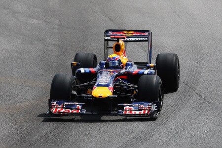 SAO PAULO, BRAZIL - OCTOBER 18:  Mark Webber of Australia and Red Bull Racing drives during the Brazilian Formula One Grand Prix at Interlagos Circuit on October 18, 2009 in Sao Paulo, Brazil.  <br /><br /><span class="help">(Photo by Vladimir Rys/Bongarts/Getty Images)</span>