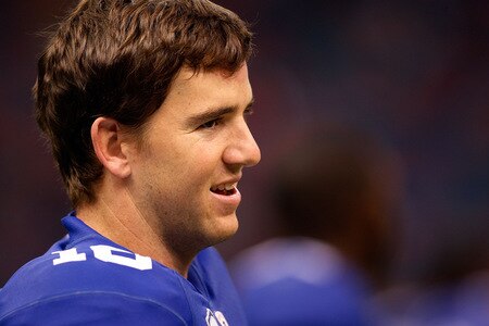 NEW ORLEANS - OCTOBER 18:  Quarterback Eli Manning #10 of the New York Giants warms up before playing the New Orleans Saints at the Louisiana Superdome on October 18, 2009 in New Orleans, Louisiana.  <br /><br /><span class="help">(Photo by Chris Graythen/Getty Images)</span>