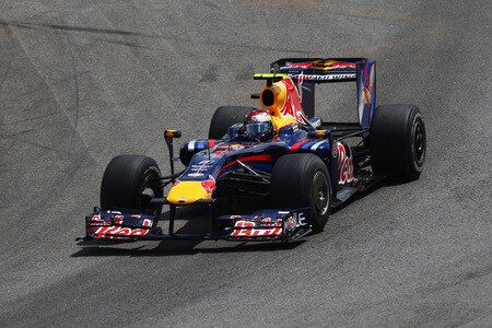 SAO PAULO, BRAZIL - OCTOBER 18:  Sebastian Vettel of Germany and Red Bull Racing drives during the Brazilian Formula One Grand Prix at Interlagos Circuit on October 18, 2009 in Sao Paulo, Brazil.  <br /><br /><span class="help">(Photo by Vladimir Rys/Bongarts/Getty Images)</span>