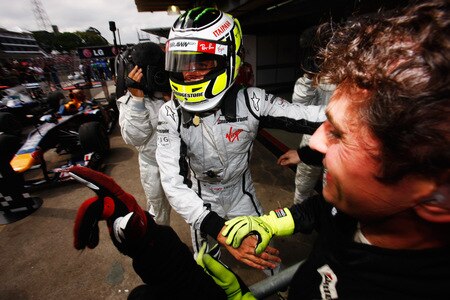 SAO PAULO, BRAZIL - OCTOBER 18:  Jenson Button of Great Britain and Brawn GP celebrates in parc ferme after clinching the F1 World Drivers Championship during the Brazilian Formula One Grand Prix at the Interlagos Circuit on October 18, 2009 in Sao Paulo, Brazil.  <br /><br /><span class="help">(Photo by Mark Thompson/Getty Images)</span>