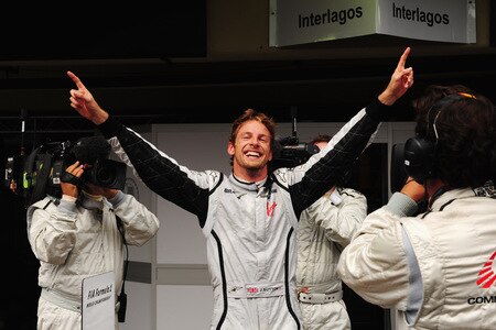 SAO PAULO, BRAZIL - OCTOBER 18:  Jenson Button of Great Britain and Brawn GP celebrates in parc ferme after clinching the F1 World Drivers Championship during the Brazilian Formula One Grand Prix at the Interlagos Circuit on October 18, 2009 in Sao Paulo, Brazil.  <br /><br /><span class="help">(Photo by Clive Mason/Getty Images)</span>