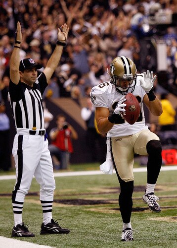 NEW ORLEANS - OCTOBER 18:  Lance Moore #16 of the New Orleans Saints celebrates after scoring a touchdown against the New York Giants at the Louisiana Superdome on October 18, 2009 in New Orleans, Louisiana.  <br /><br /><span class="help">(Photo by Chris Graythen/Getty Images)</span>