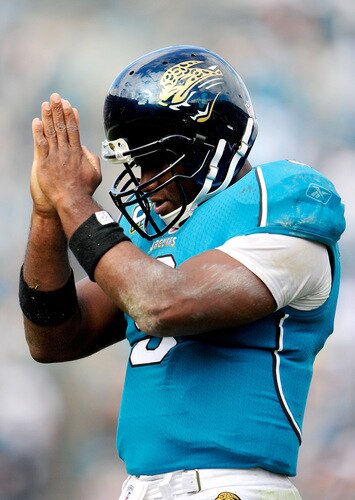 JACKSONVILLE, FL - OCTOBER 18: David Garrard #9 of the Jacksonville Jaguars celebrates a touchdown against the St. Louis Rams at the Jacksonville Municipal Stadium on October 18, 2009 in Jacksonville, Florida. <br /><br /><span class="help">(Photo by Sam Greenwood/Getty Images)</span>